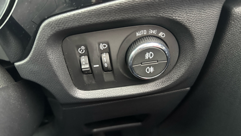 Vauxhall Corsa 1.5 Turbo D Elite Nav 5dr Diesel Hatchback